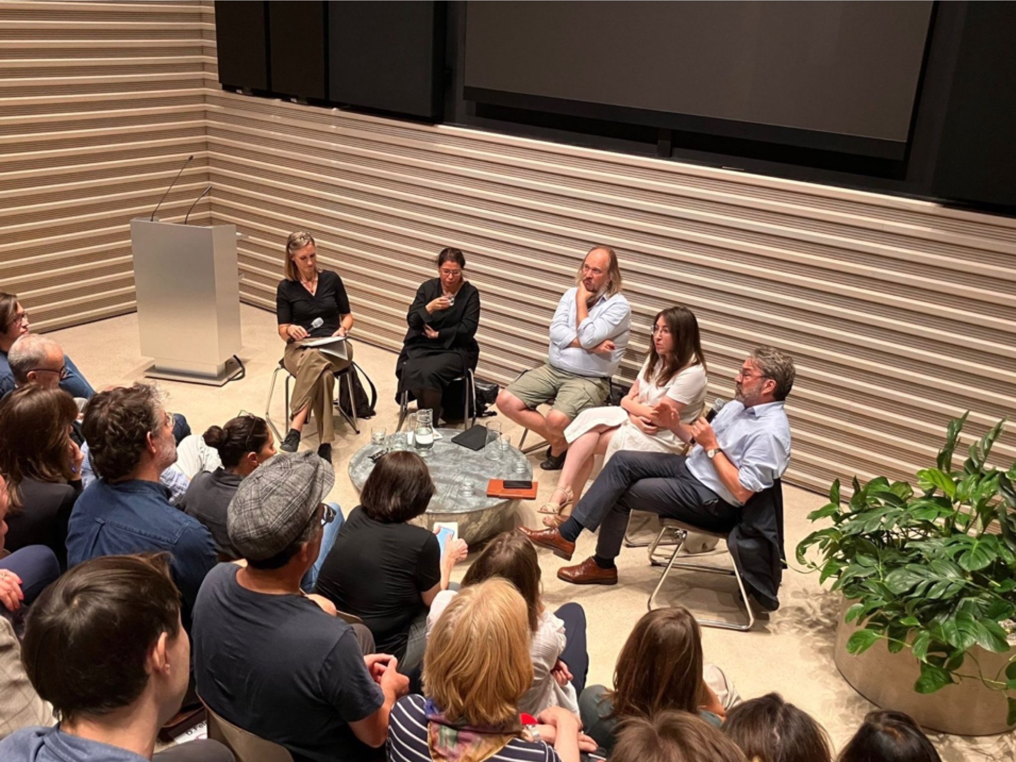 nd: Staatsräson: Moralische Verpflichtung oder Mittel der Macht?