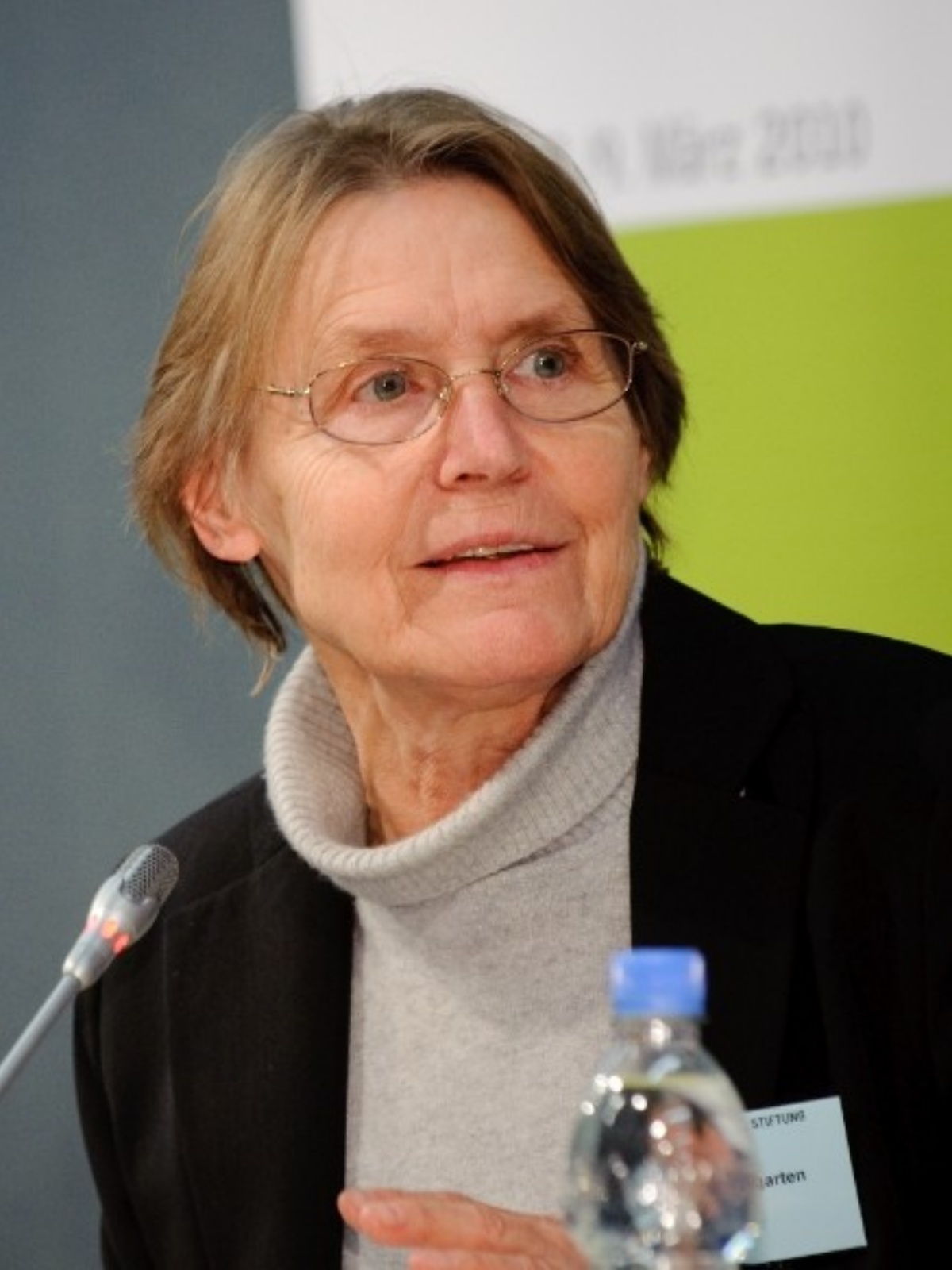 Prof. Helga Baumgarten